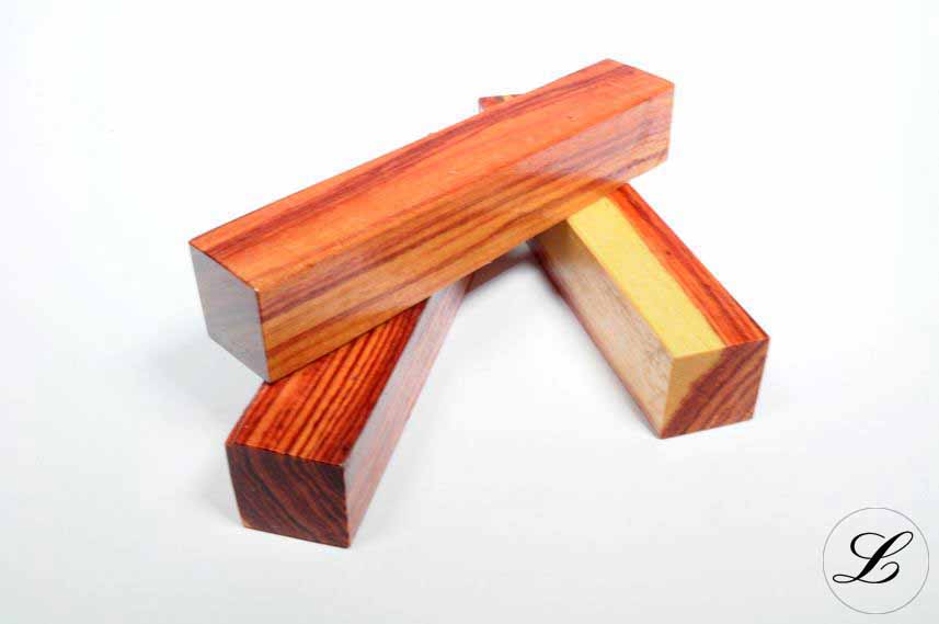 H06-Rosenholz