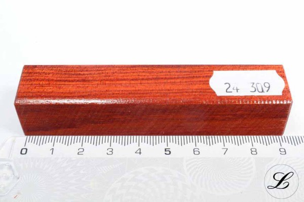 Red Heart - Pen Blank
