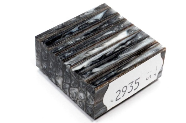 Welle in Kunstharz für Ringe